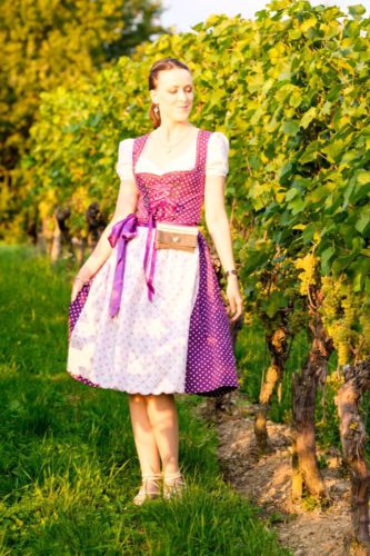 verschiedenArt_dirndl_6