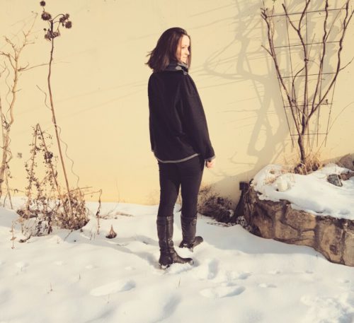 verschiedenArt: Oversize Pullover zum Wenden - schwarz burda 109 10/2015