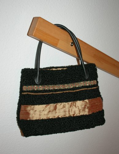 Selbstgenäht: Upcyling Handtasche aus Persianerpelz