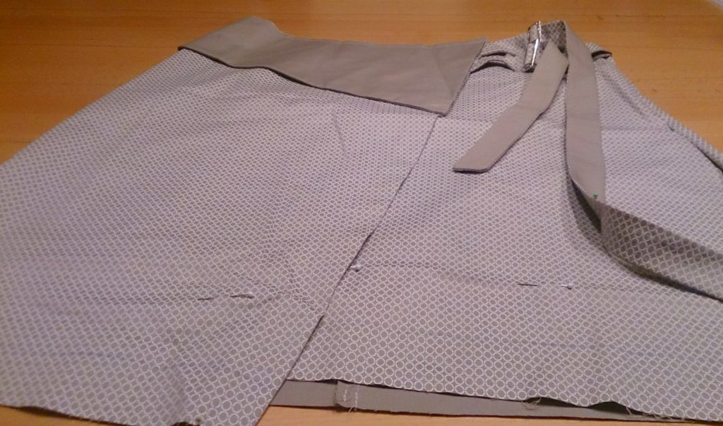 verschiedenArt: Rock mit Foldover Waist - erster Nähfortschritt