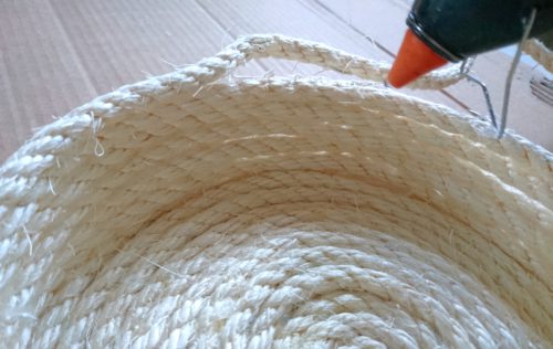 verschiedenArt: Sisal Blumentopf / Korb 